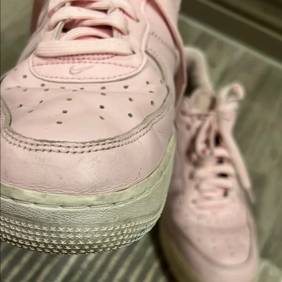 Nike Air Women's Pink Lace up Sneakers size 8 - Picture 10 of 11